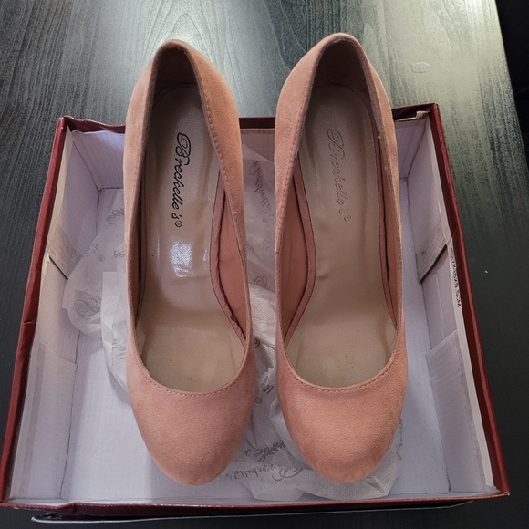 Breckelles Women's High Wedge Nude / Baby Pink Shoes - Picture 3 of 5